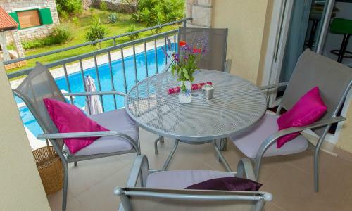 Komun Apartments