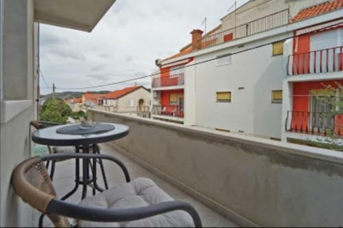 Hostal Rooms & Apartments Mirakul