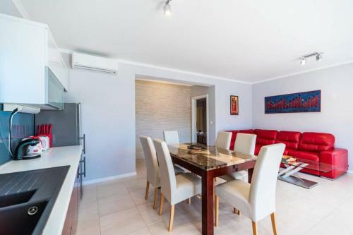Luxury Apartment Marina View No 1