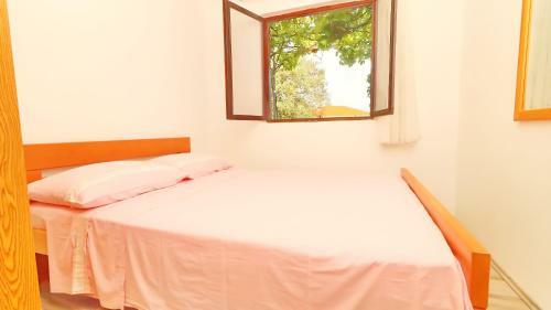 Seafront Apartment Marinka
