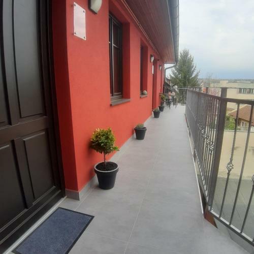 Staf�tah�z Apartmanok