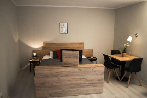 Vatus Apartmanh�z V�c