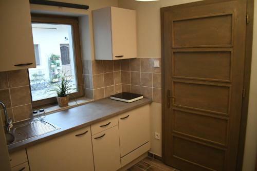 Vatus Apartmanh�z V�c