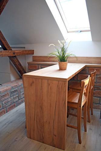 Vatus Apartmanh�z V�c
