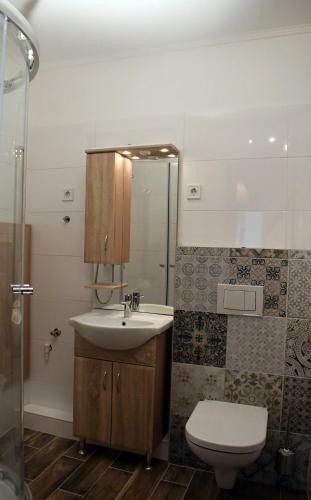 Vatus Apartmanh�z V�c