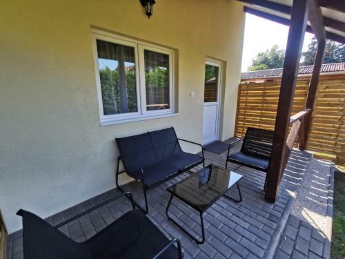 Vali N�ni Kif?zde �s Apartman