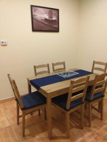 Apartamento Budapest Airport , Accommodation In Vecs�s