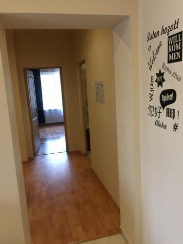 Apartamento Budapest Airport , Accommodation In Vecs�s