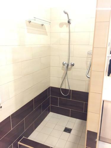 Apartamento Budapest Airport , Accommodation In Vecs�s