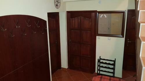 Hostal F?cz�ny Pince �s Vend�gh�z