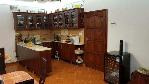 Hostal F?cz�ny Pince �s Vend�gh�z