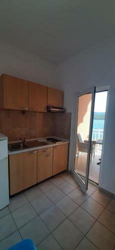 Apartmani Nikoleti?
