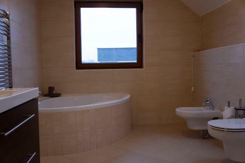 Villa Velencei F?zf�s