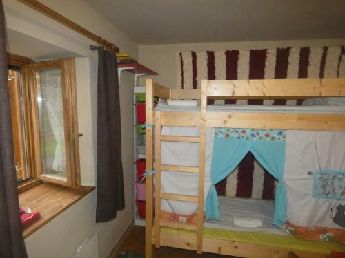 R�ka Apartmanh�z