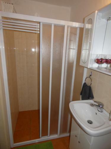 R�ka Apartmanh�z