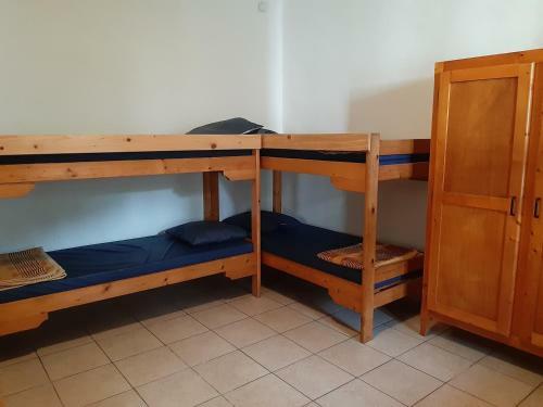 L�szl� Turistasz�ll�