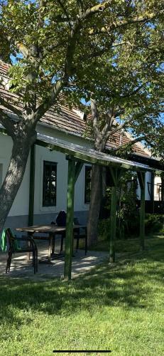 Authentic Farmhouse (s�jt�ry-domonkos H�z)