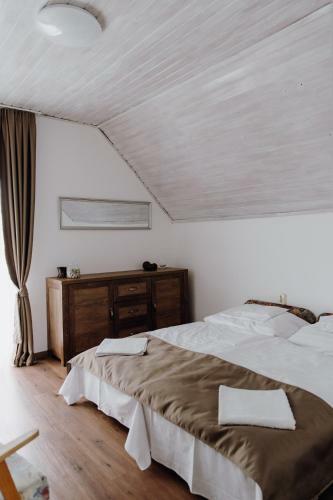 Ny�rfa Apartman