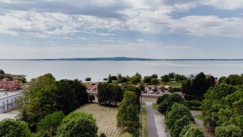 Ny�rfa Apartman