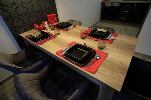 Sunshine Resort Black Apartman