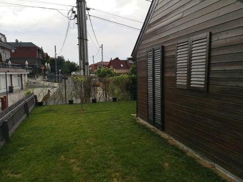 Karos Centr�l Apartmanh�z