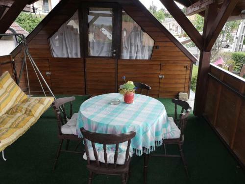 Karos Centr�l Apartmanh�z