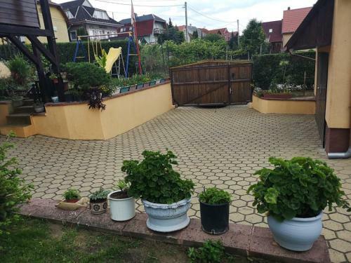 Karos Centr�l Apartmanh�z