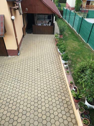 Karos Centr�l Apartmanh�z
