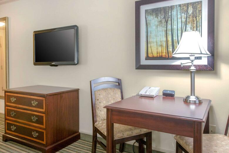 Hotel Comfort Inn Plainwell