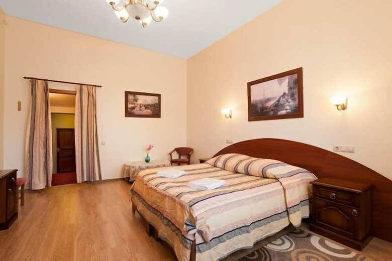 Petrovskaya Hotel