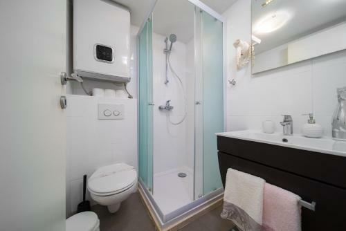 Hostal Guest House Babina - Apartments King & Queen With Kitchen