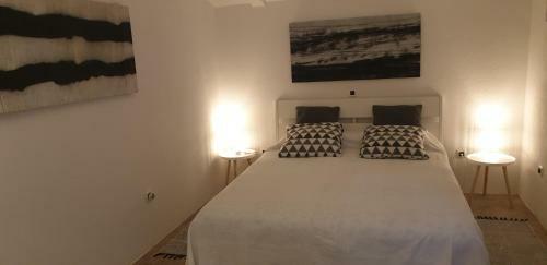 Hostal Rooms And Apartments V&m