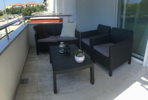 Holly Apartman