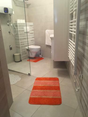 Holly Apartman