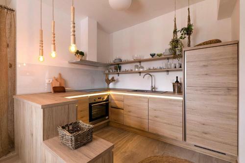 Villa Holiday Home In Vardica
