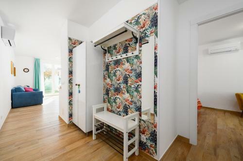 Hostal Andrea House With Apartments