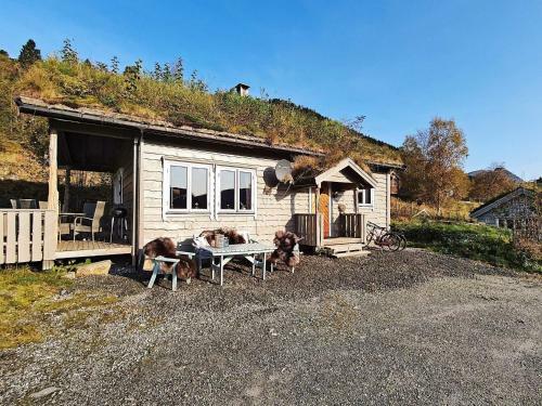 Holiday Home �rsta Brungot