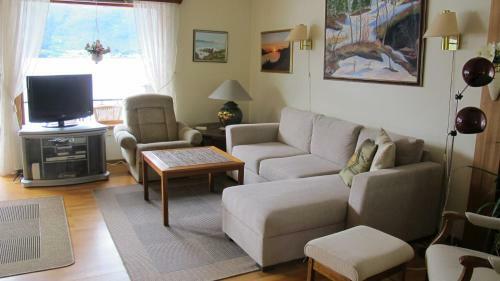 Skogstad Holiday Home