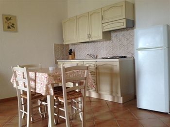 Rena Garden Apartments