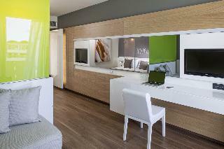 Hotel Avra Imperial Beach Resort & Spa