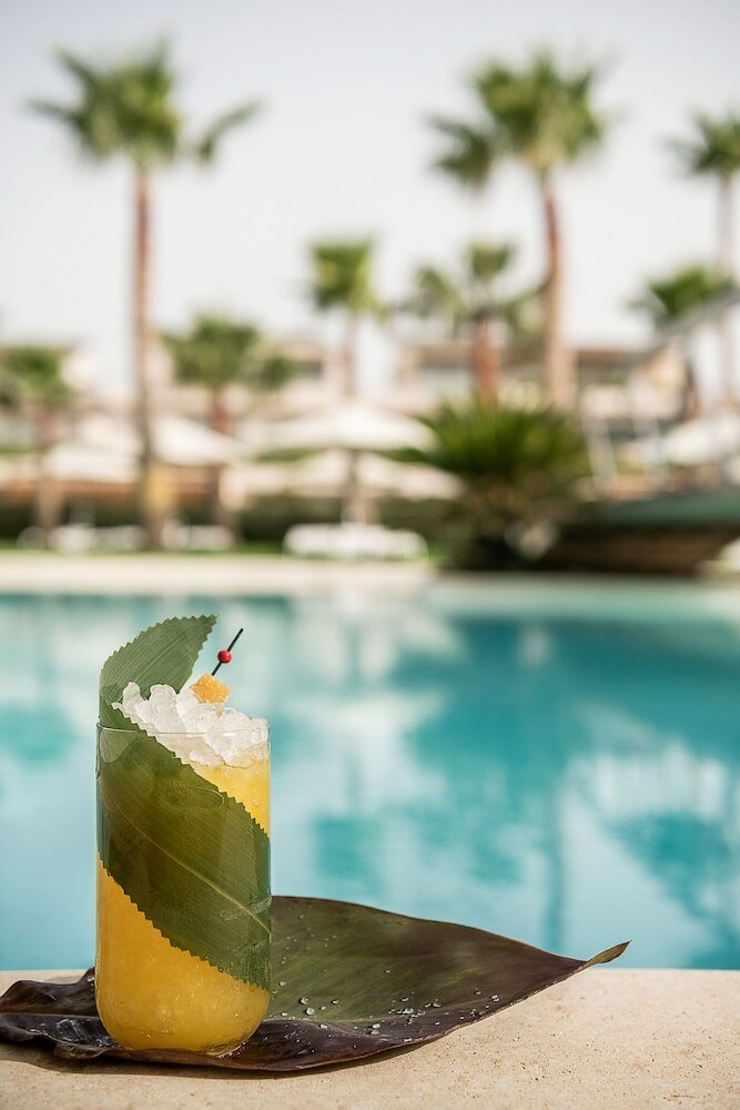 Hotel Avra Imperial Beach Resort & Spa