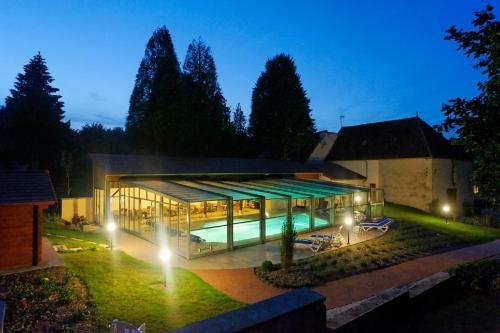 Hotel Logis Des Trois Maures