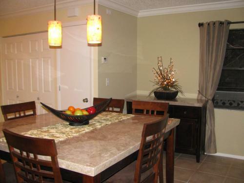 Hotel Queens Gate Resort