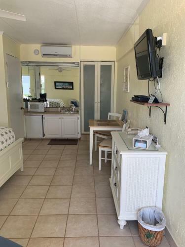 Hotel Queens Gate Resort