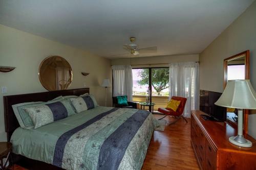 Bird's Nest Vacation Apartments