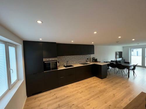 �ros Beach House With 4 Rooms In Kristiansand