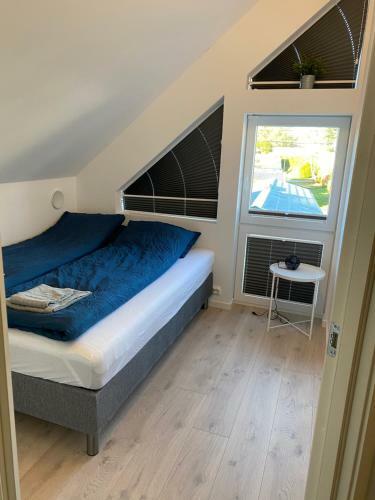 �ros Beach House With 4 Rooms In Kristiansand