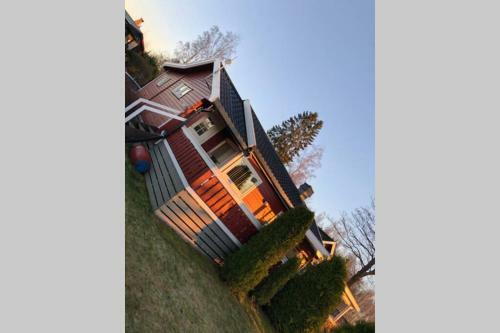Rent A Cabin With An Amazing Seaview