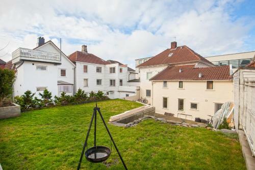 Central Studio Apartment