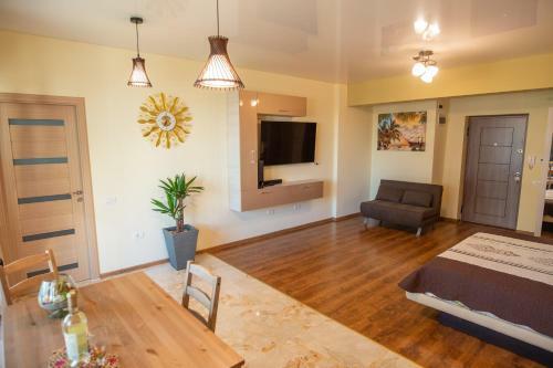 Studio Premium - Sunny Lake Apartments - Cu Vedere Spre Lac